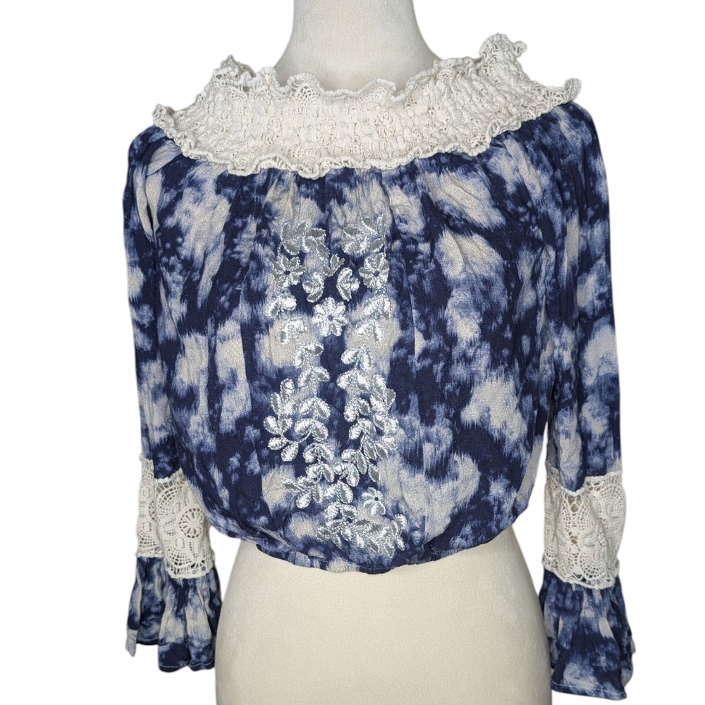 Venus Women's Size Small Long Sleeve Lace Crochet Floral Navy Blue Crop Top